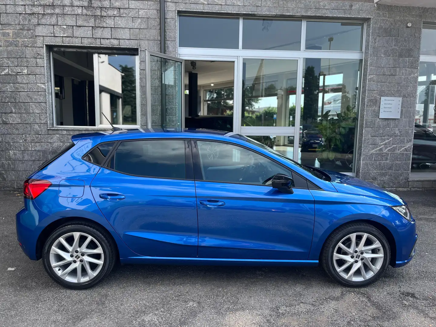SEAT Ibiza 1.0 EcoTSI FR 95 CV plava - 2