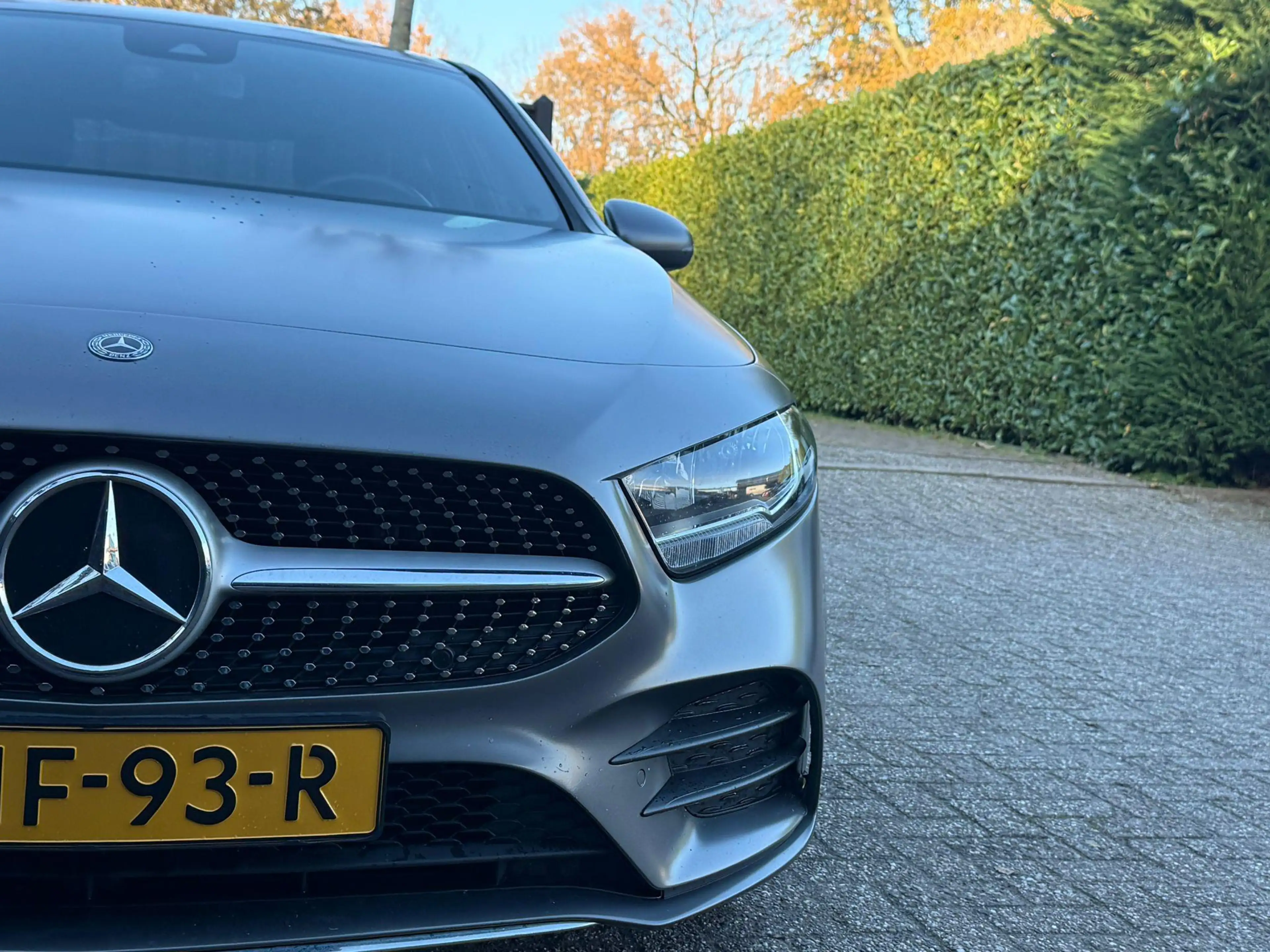 Mercedes-Benz A 250 e AMG Line — photo 12