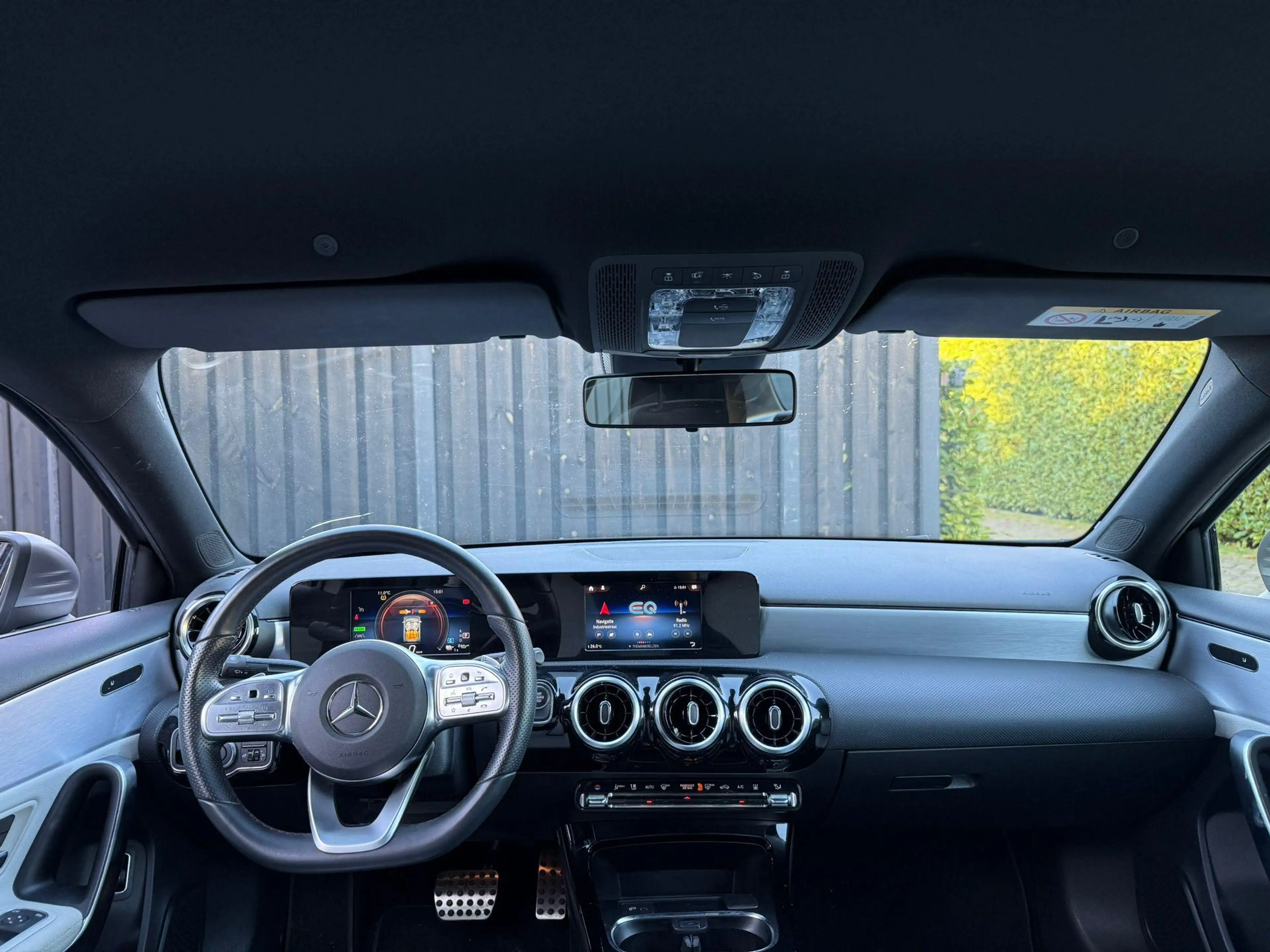 Mercedes-Benz A 250 e AMG Line — photo 2