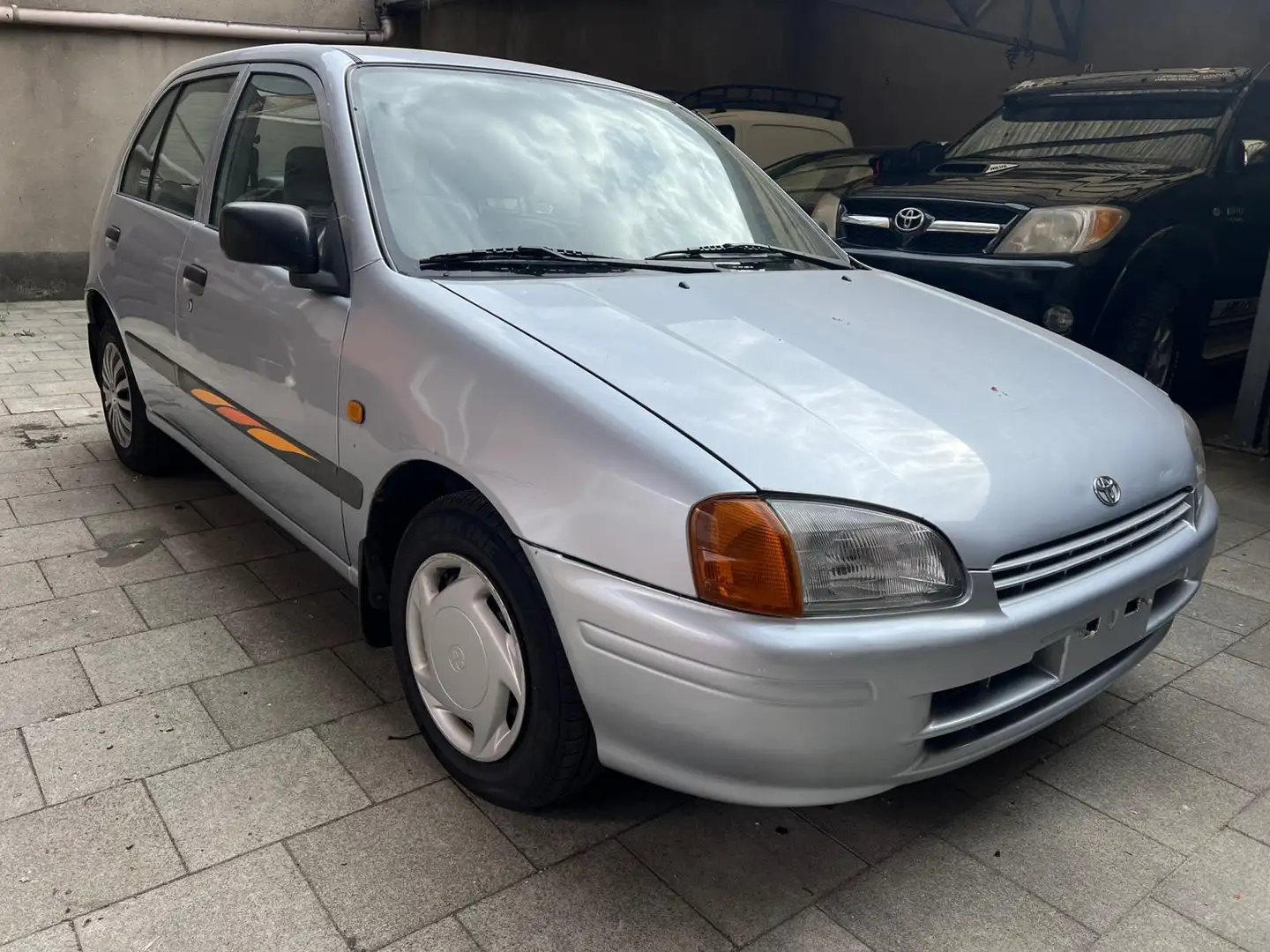 Toyota Starlet 1.3i 16v AUTOMATIQUE 102000KM 1er MAIN GARANTIE CT Blue - 1
