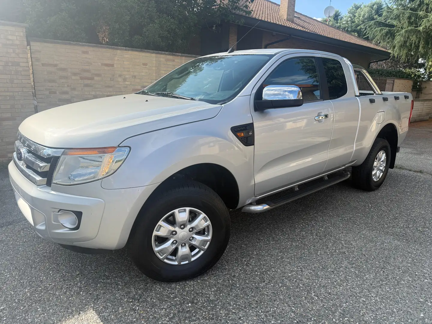 Ford Ranger 2.2 TDCi Extracab XLT 4pt. *CASSONE LUNGO* Argento - 2