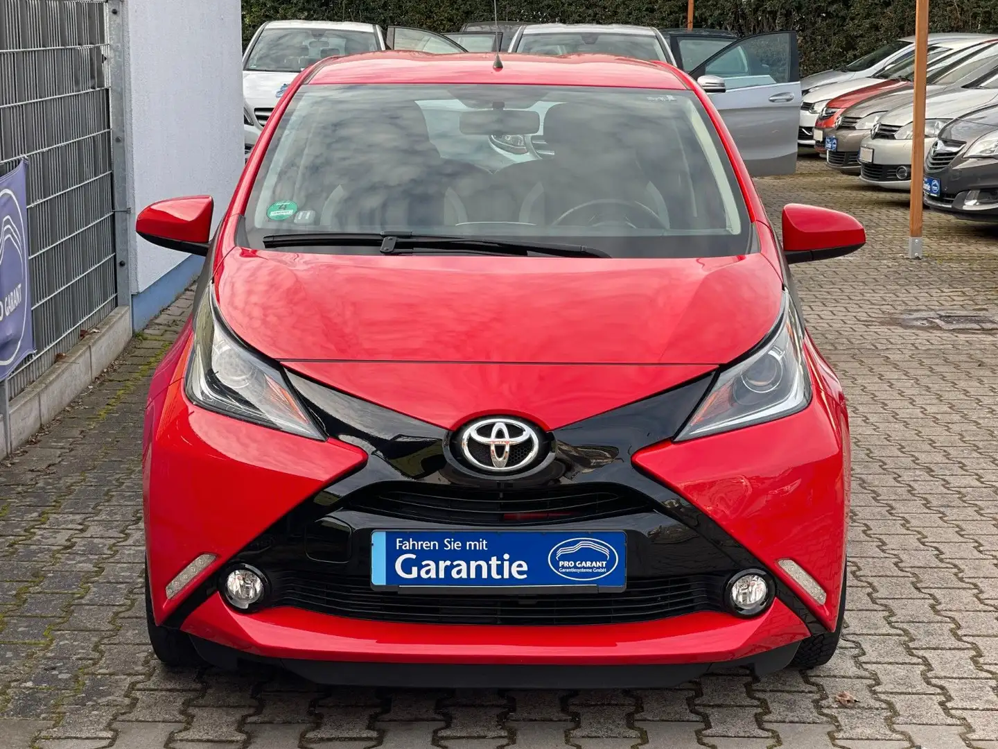 Toyota Aygo AYGO x-play touch/Kamera/2.Hd/Garantie Roşu - 2