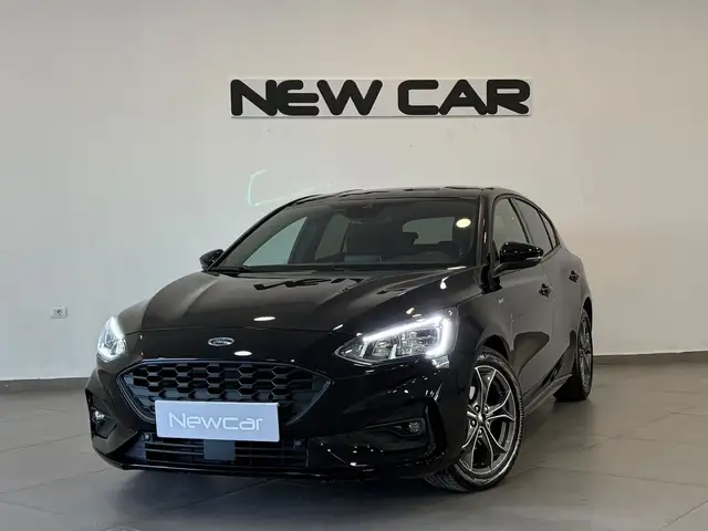 Ford Focus view 4