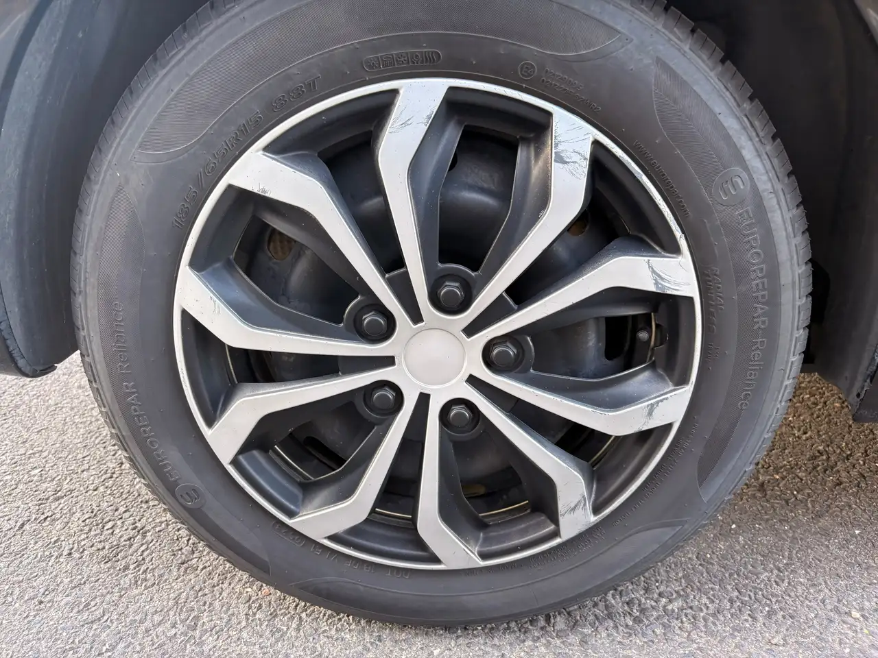 Peugeot 208 208 — photo 11