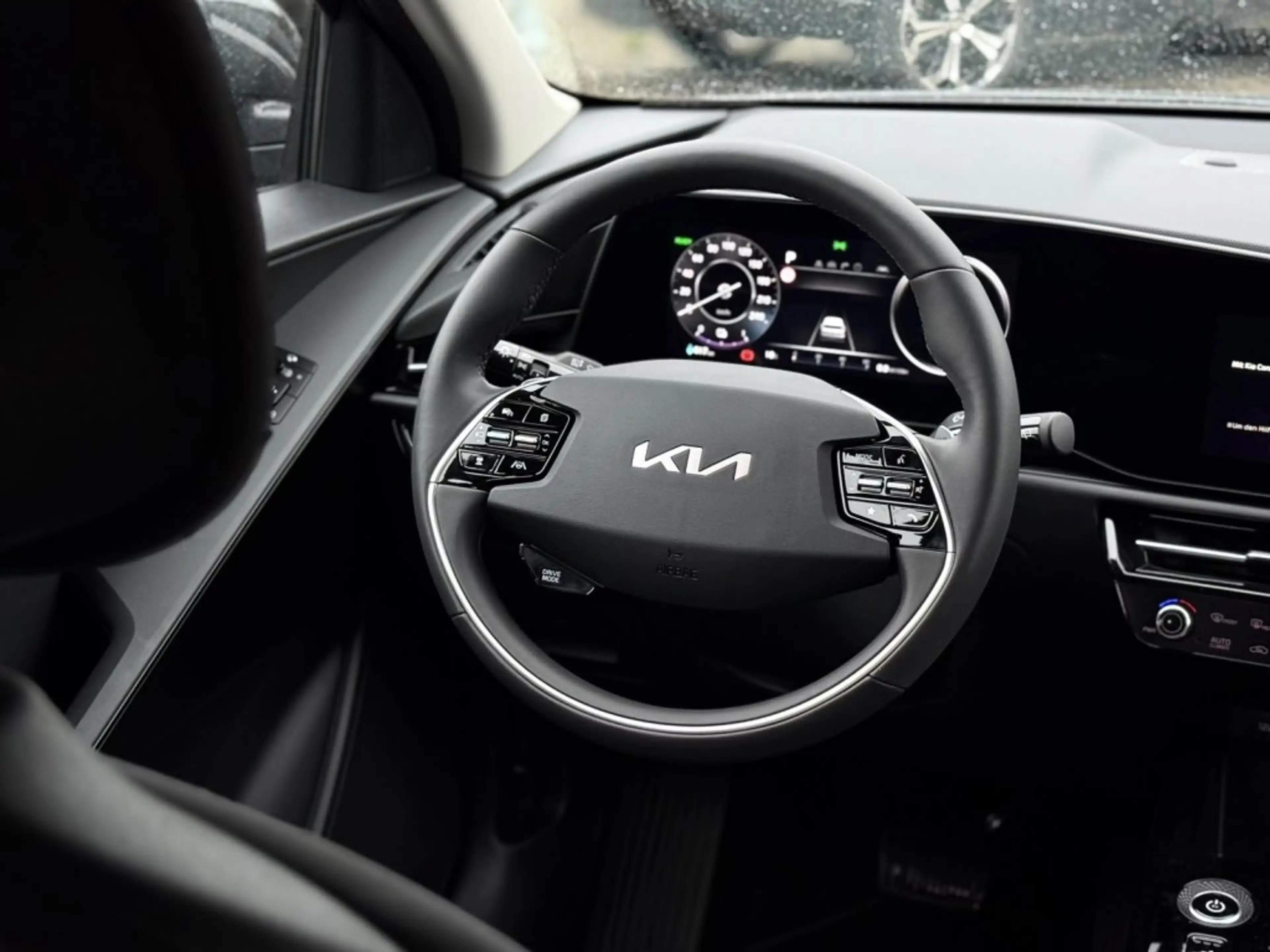 Kia Niro EV 64.9 kWh CAMERA CARPLAY STOEL- EN STUURVERWARMI — photo 11