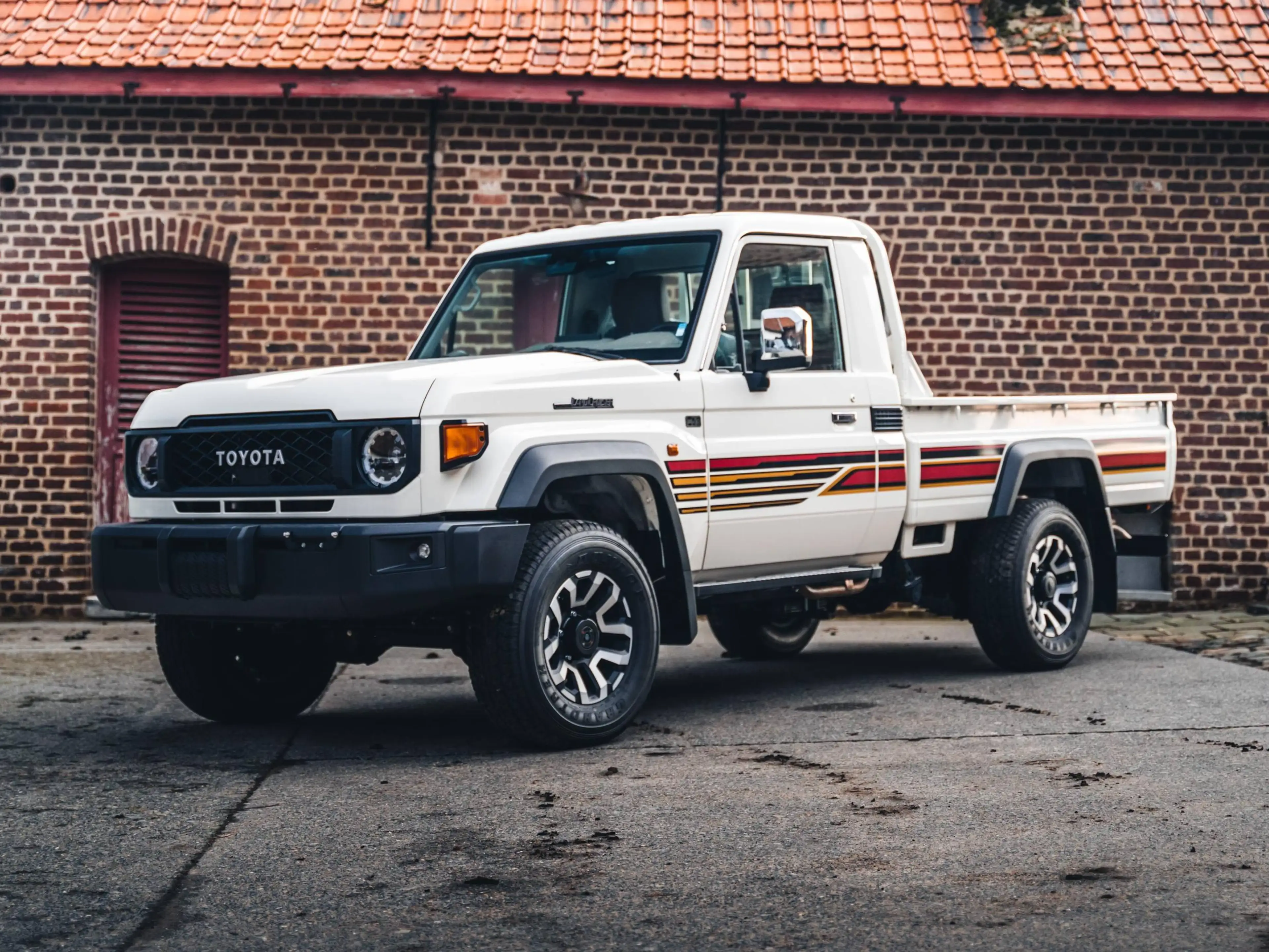 Toyota Land Cruiser GRJ79 70 serie