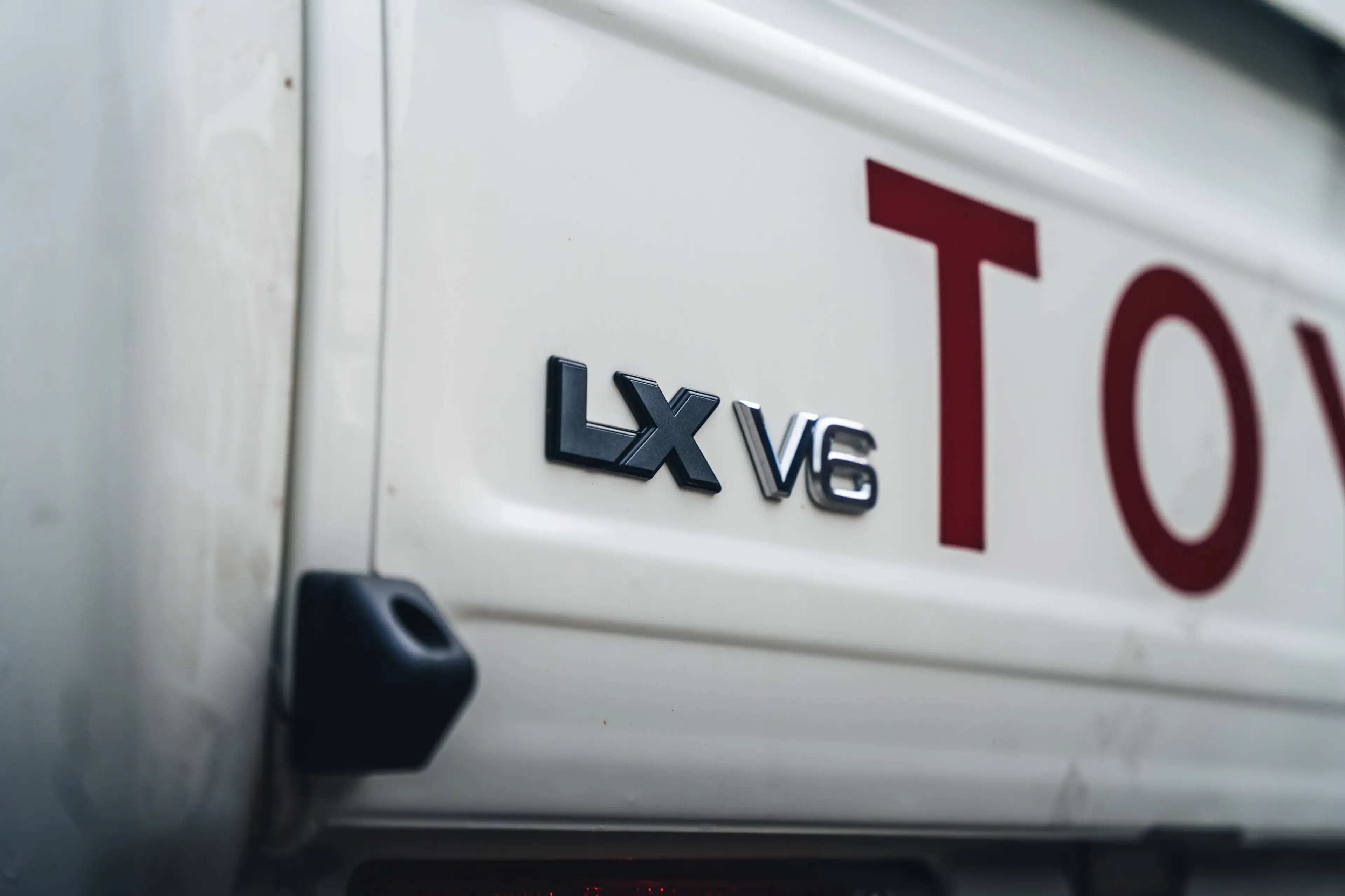 Toyota Land Cruiser GRJ79 70 serie — photo 15