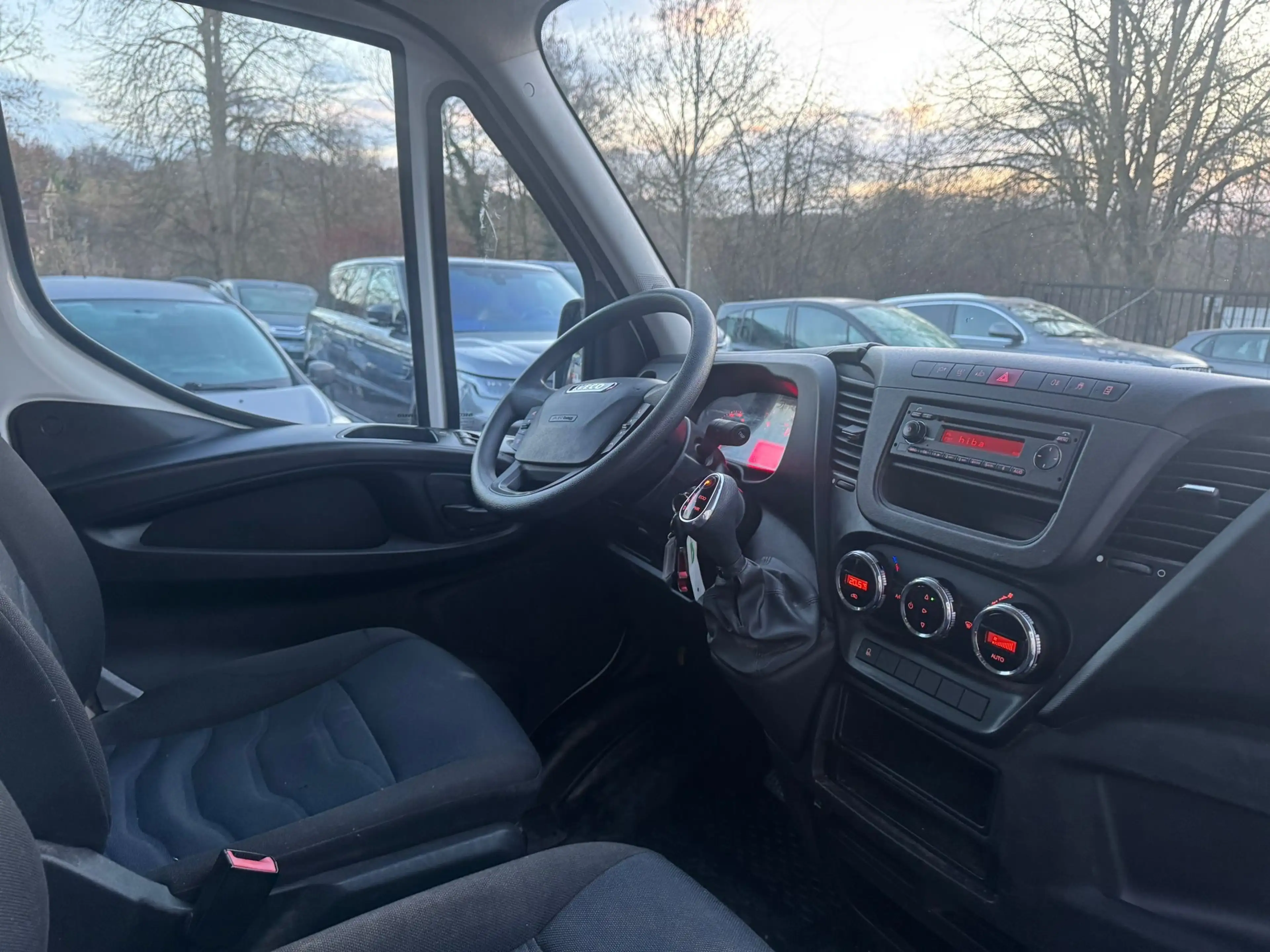 Iveco Daily 35C16D 2.3 Turbo VGT Hi-Matic — photo 9