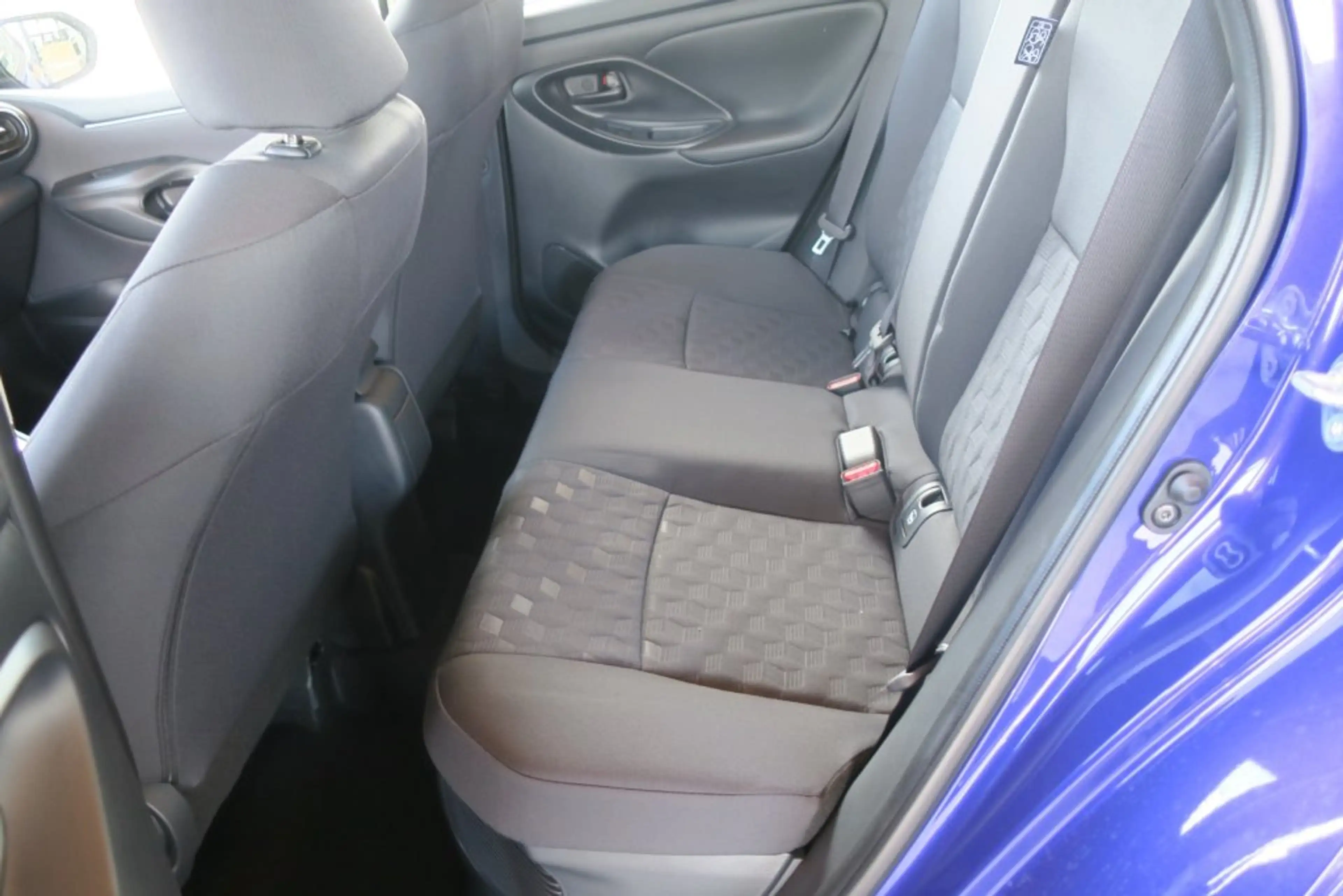 Mazda 2 Mazda 2 Hybrid 2025 1,5L 116ps AT 2WD Exclusive-Line — photo 8