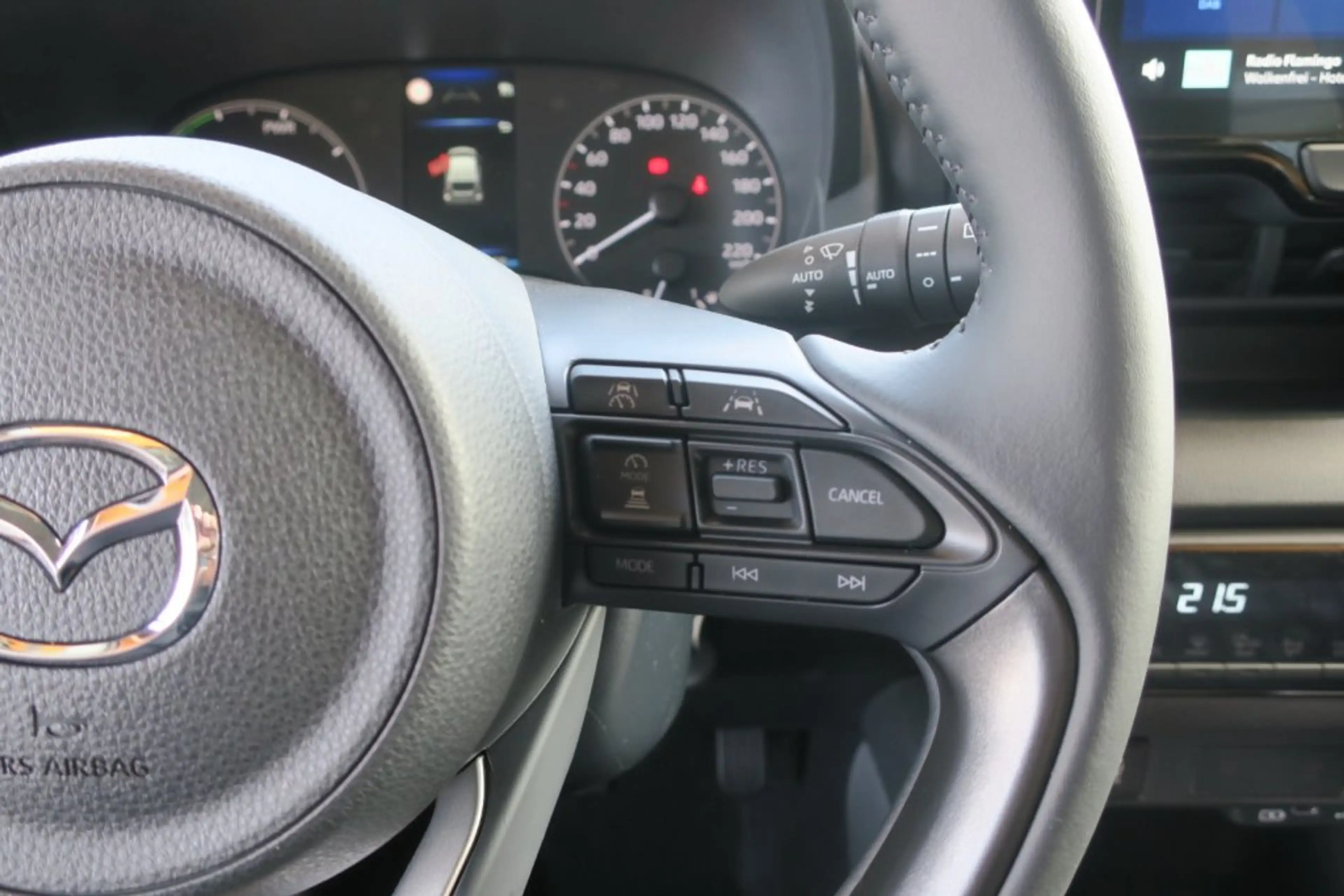 Mazda 2 Mazda 2 Hybrid 2025 1,5L 116ps AT 2WD Exclusive-Line — photo 12
