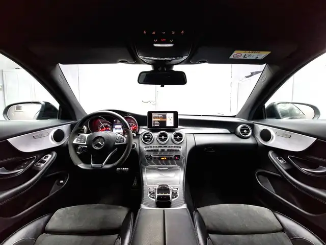 Mercedes-Benz C Class view 7