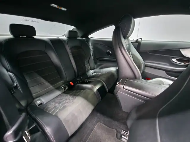 Mercedes-Benz C Class view 10