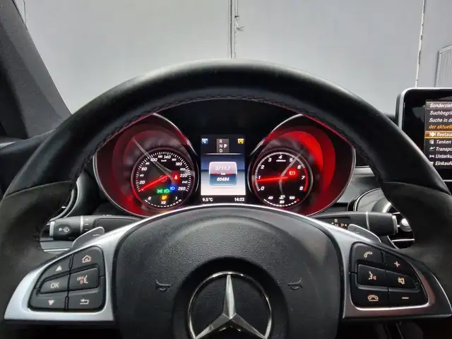 Mercedes-Benz C Class view 14