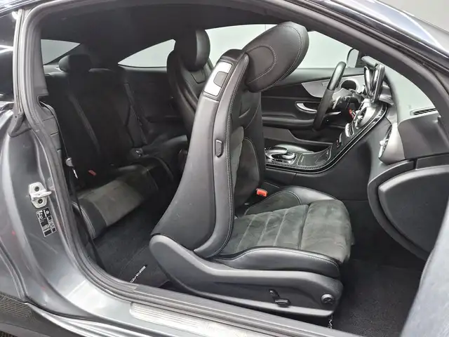 Mercedes-Benz C Class view 9