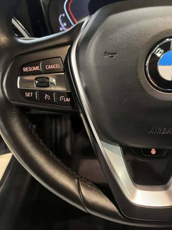 BMW 3 Series снимка BMW 3 Series