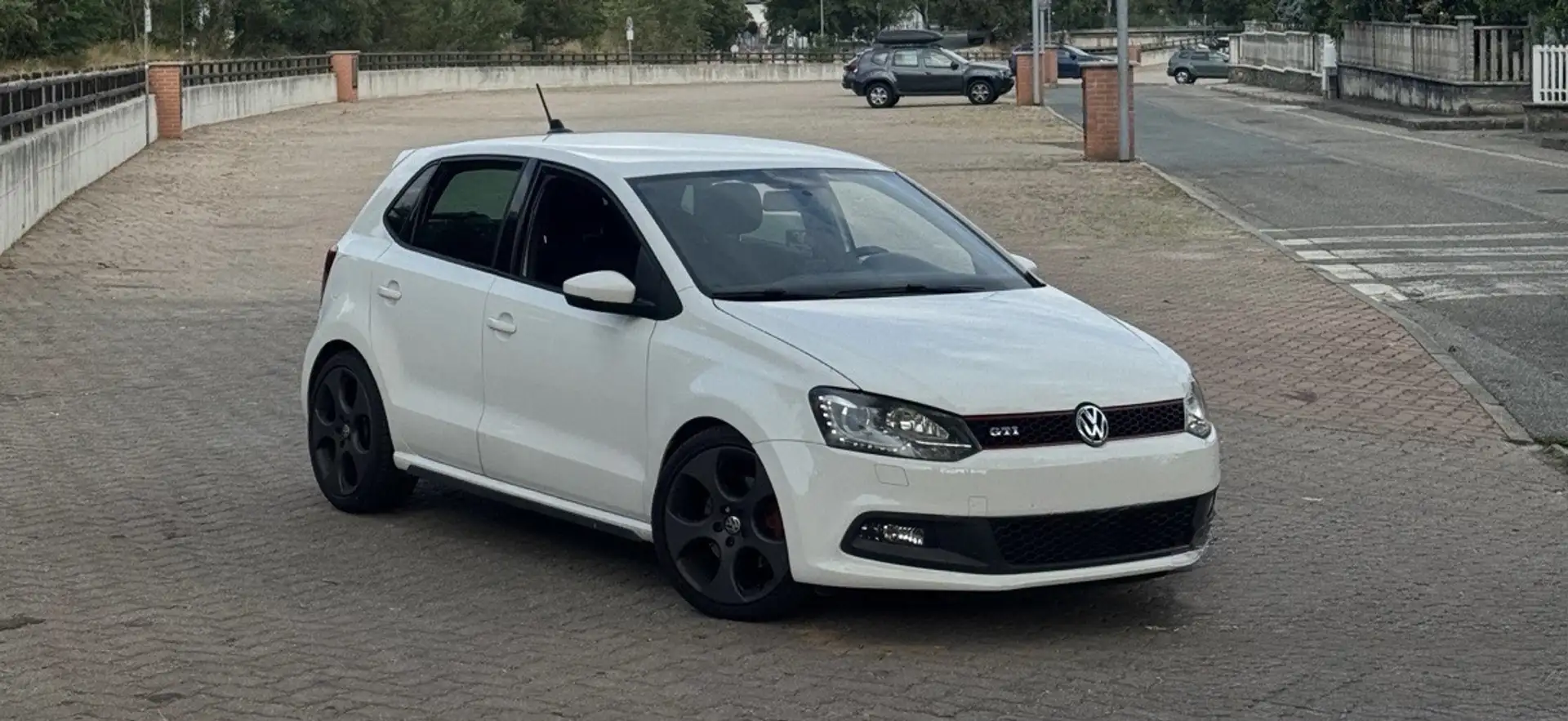 Volkswagen Polo GTI 5p 1.4 tsi 180cv dsg - 1