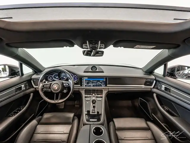 Porsche Panamera 4 E-Hybrid Sport Turismo PlatiniumEdition Ansicht 25
