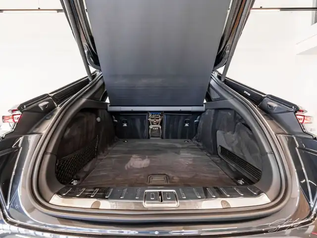 Porsche Panamera 4 E-Hybrid Sport Turismo PlatiniumEdition Ansicht 43