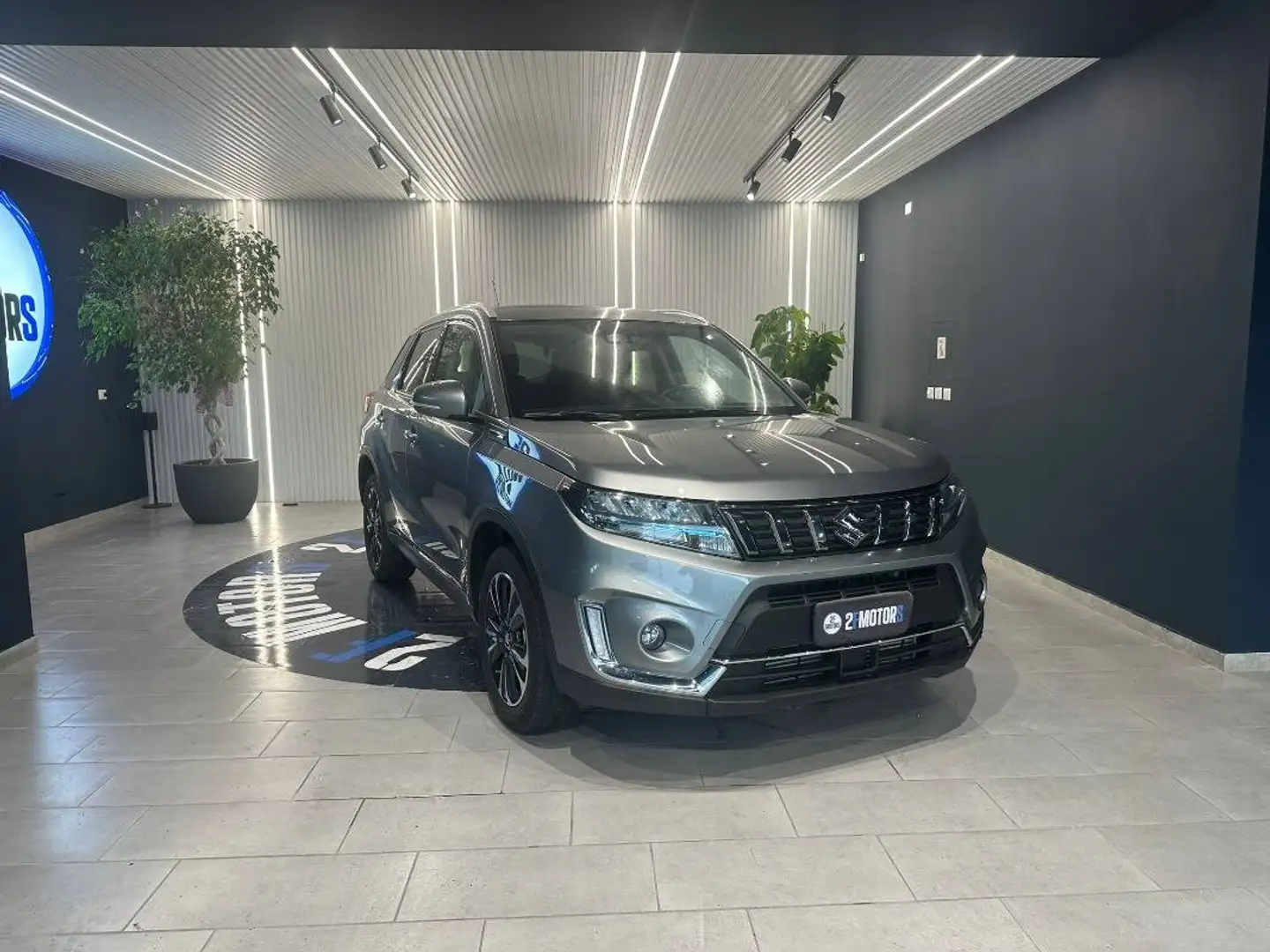 Suzuki Vitara 1.4h Easy Cool 4wd allgrip Gris - 1