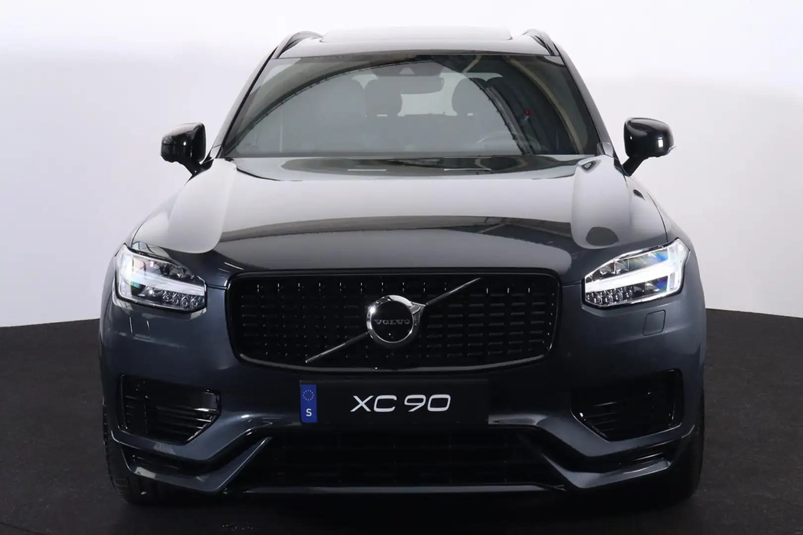 Volvo XC90 T8 Recharge AWD R-Design - Luchtvering - Panorama/ Grey - 2