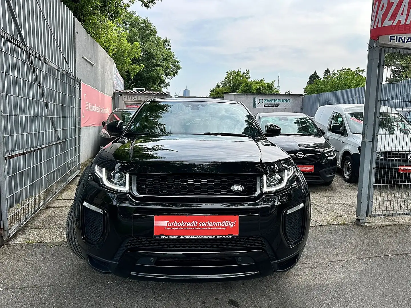 Land Rover Range Rover Evoque SE Dynamic 2,0 TD4 Aut.*MOTORSCHADEN*! Schwarz - 2