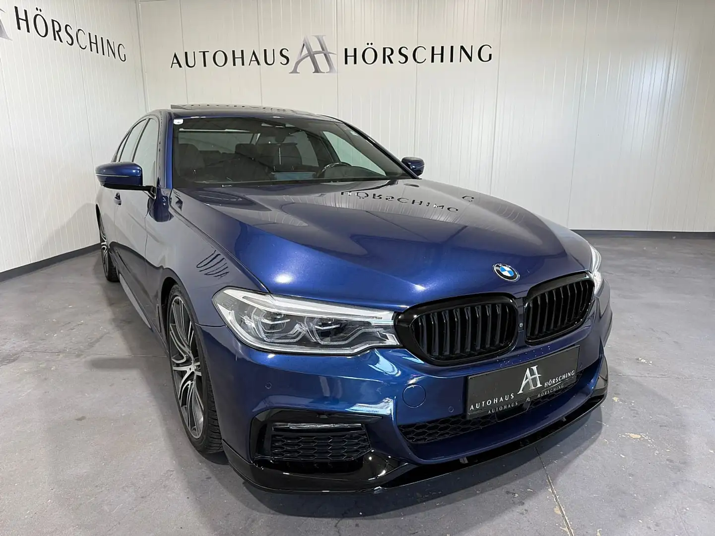 BMW 540 i xDrive Aut. M-Paket/Sitzmassage/Softclose/Ges... Bleu - 1