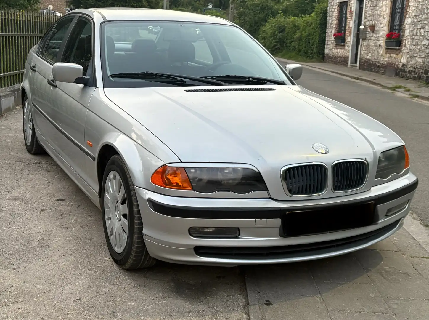 BMW 320 d Pack Luxe - 2