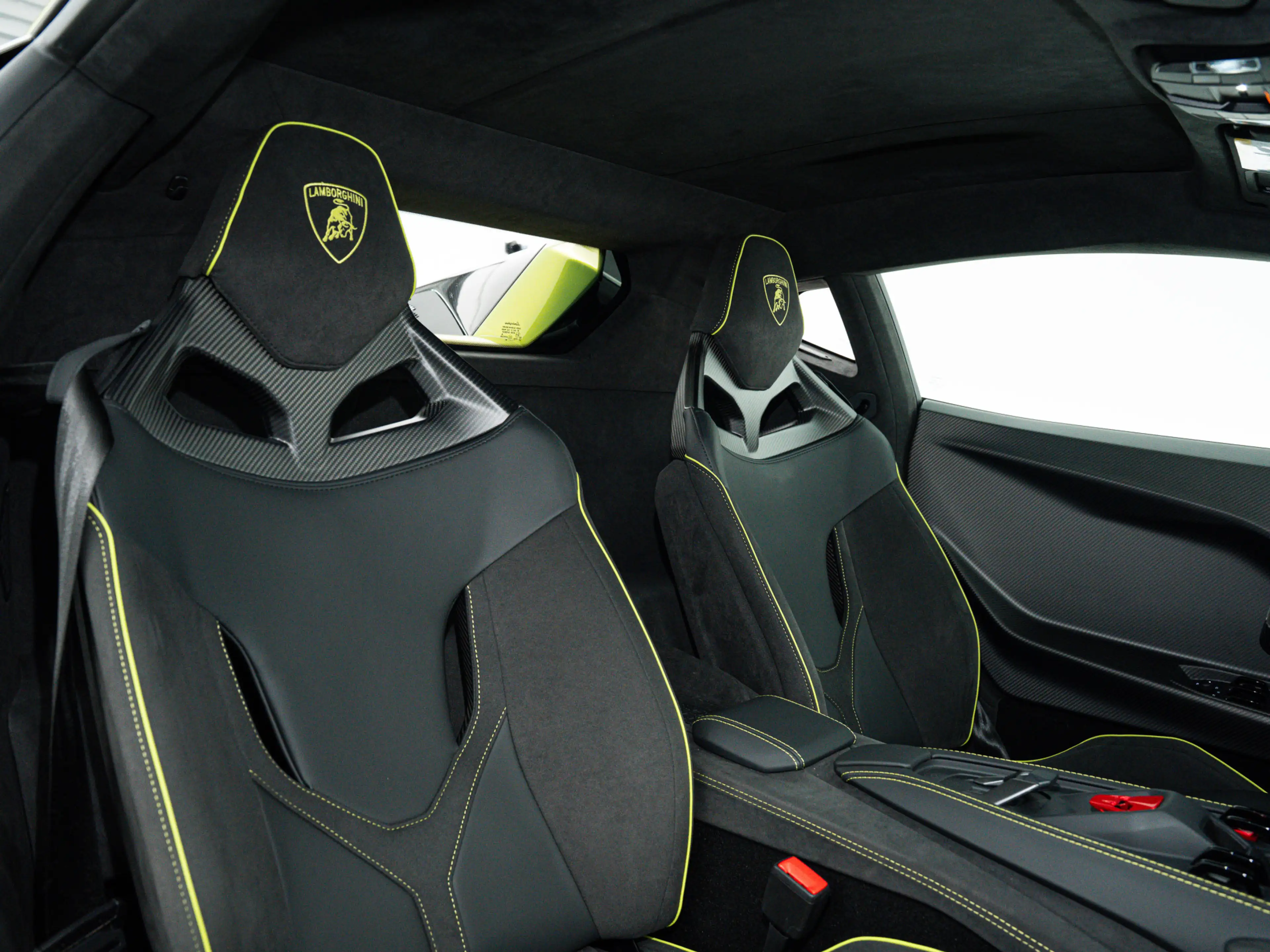 Lamborghini Temerario MY26 | Alleggerita | Corsa Tex Pack — photo 7