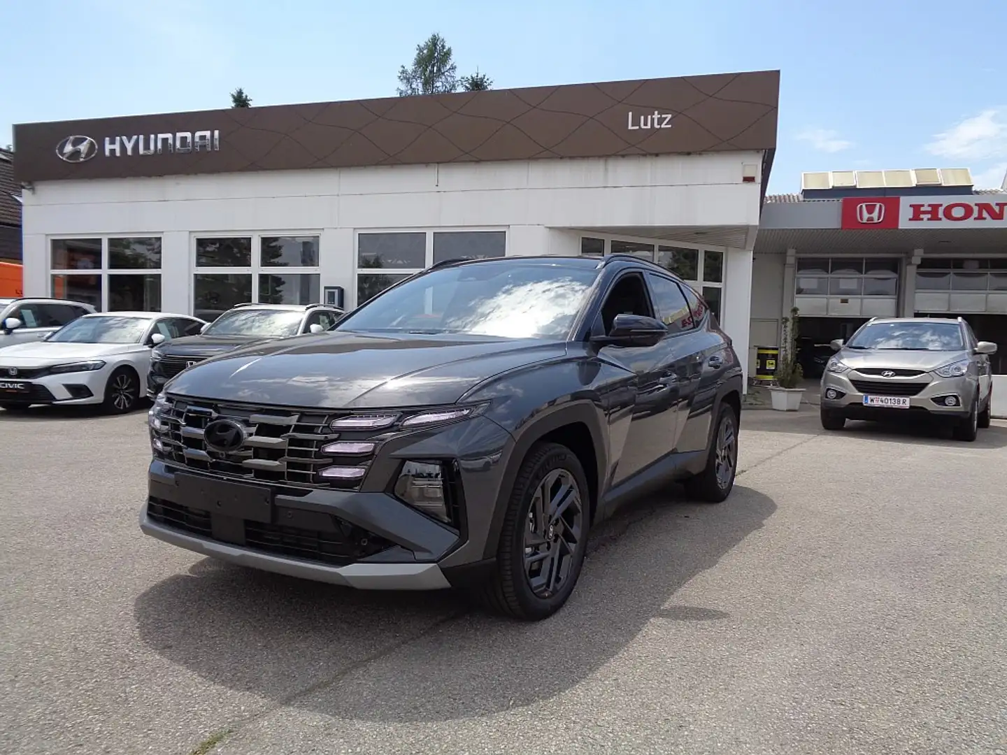 Hyundai TUCSON Tucson NX4 20th Anniversary 1,6 T-GDi PHEV 4WD ... Gris - 1