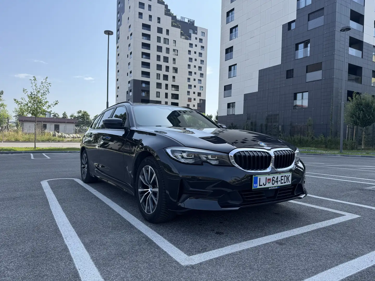 BMW 318 318d Touring Aut. Advantage - 1
