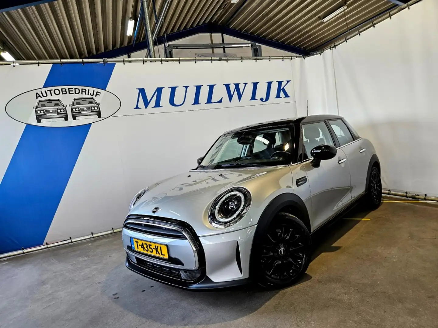 MINI Cooper Cooper 1.5 Camden Edition / Climate / Cruise / LED Grau - 2