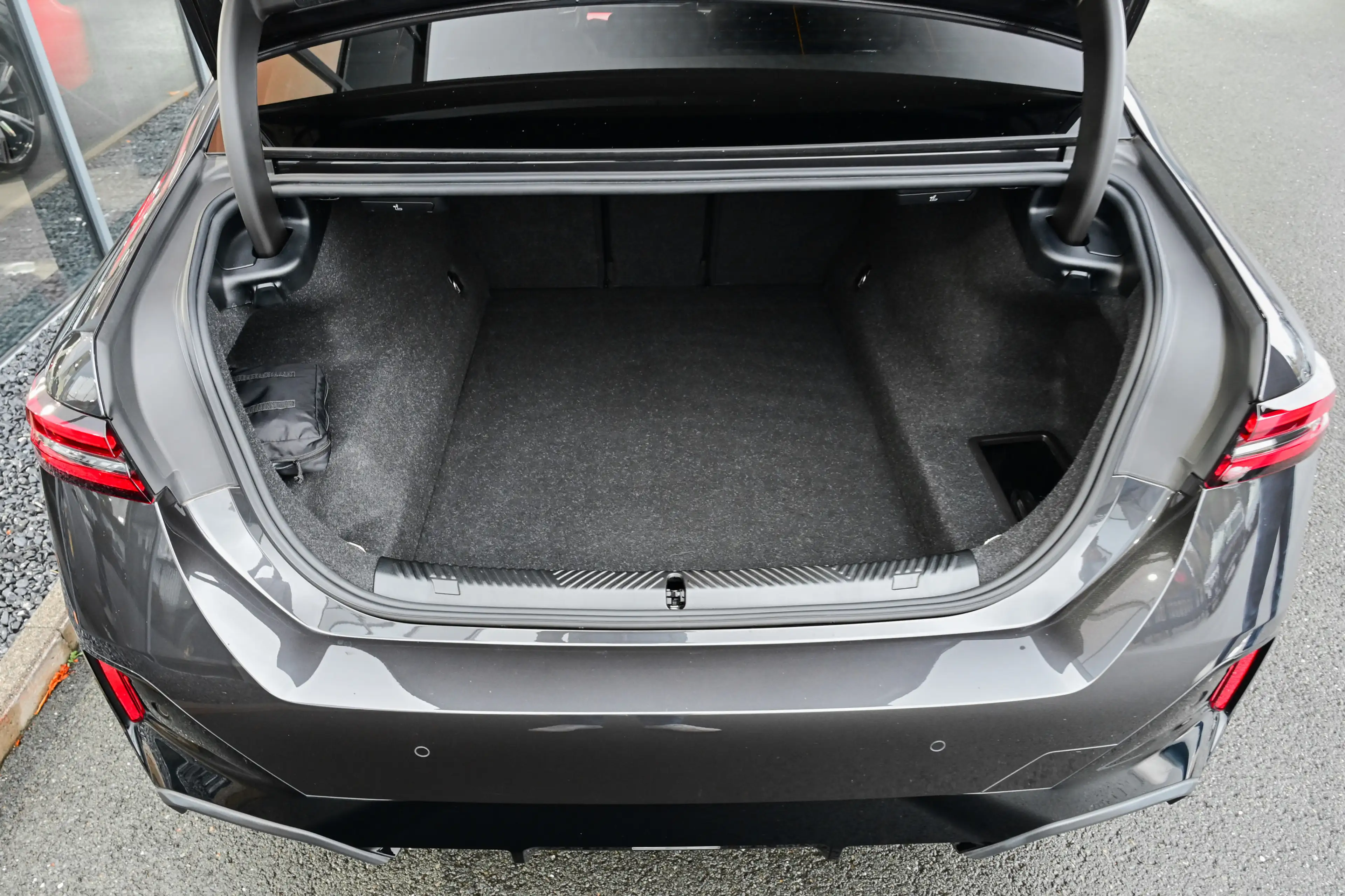 BMW 550 e xDrive M Sport Pro Bowers & Wilkins* Pano* — photo 8