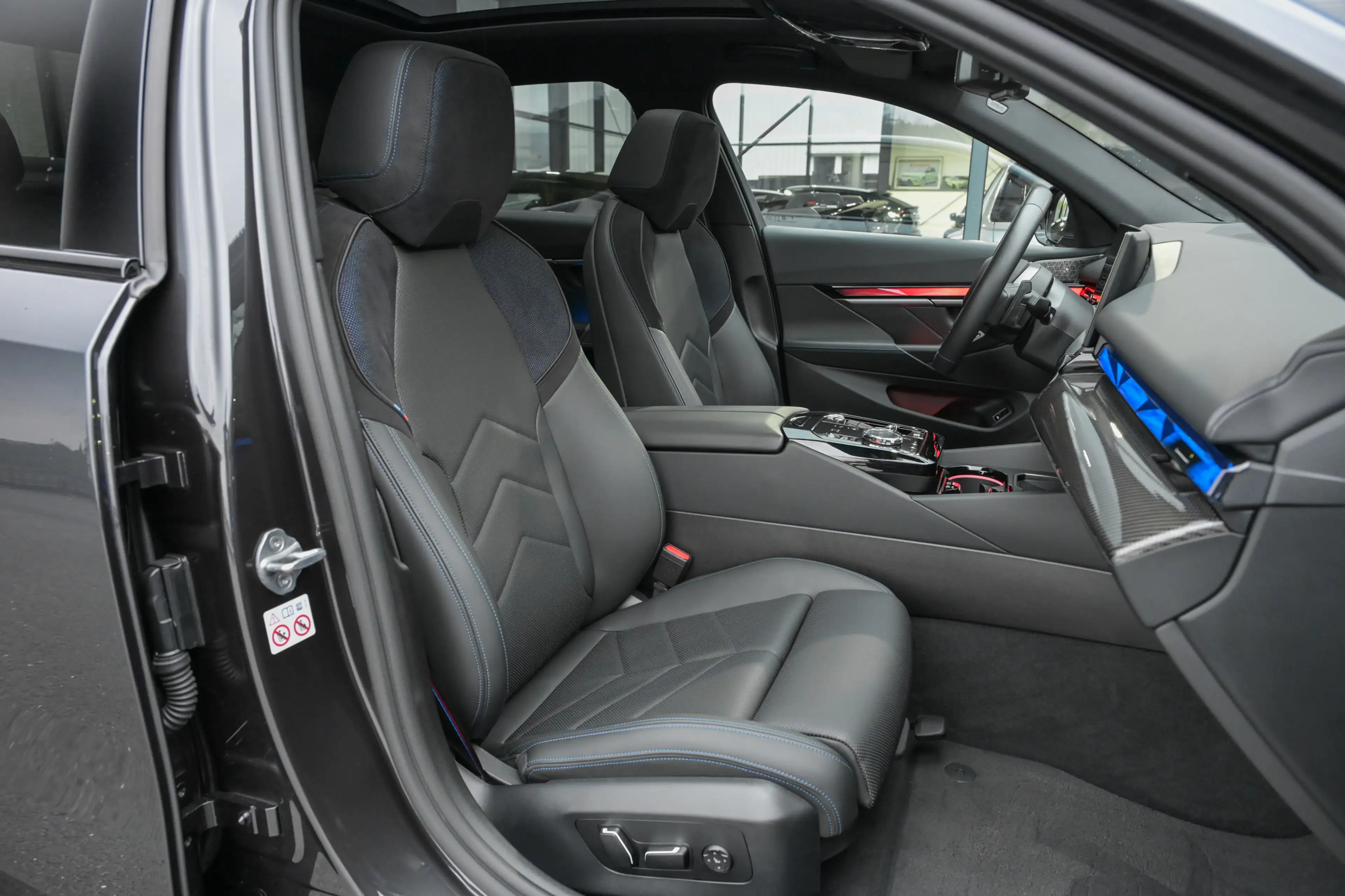 BMW 550 e xDrive M Sport Pro Bowers & Wilkins* Pano* — photo 13