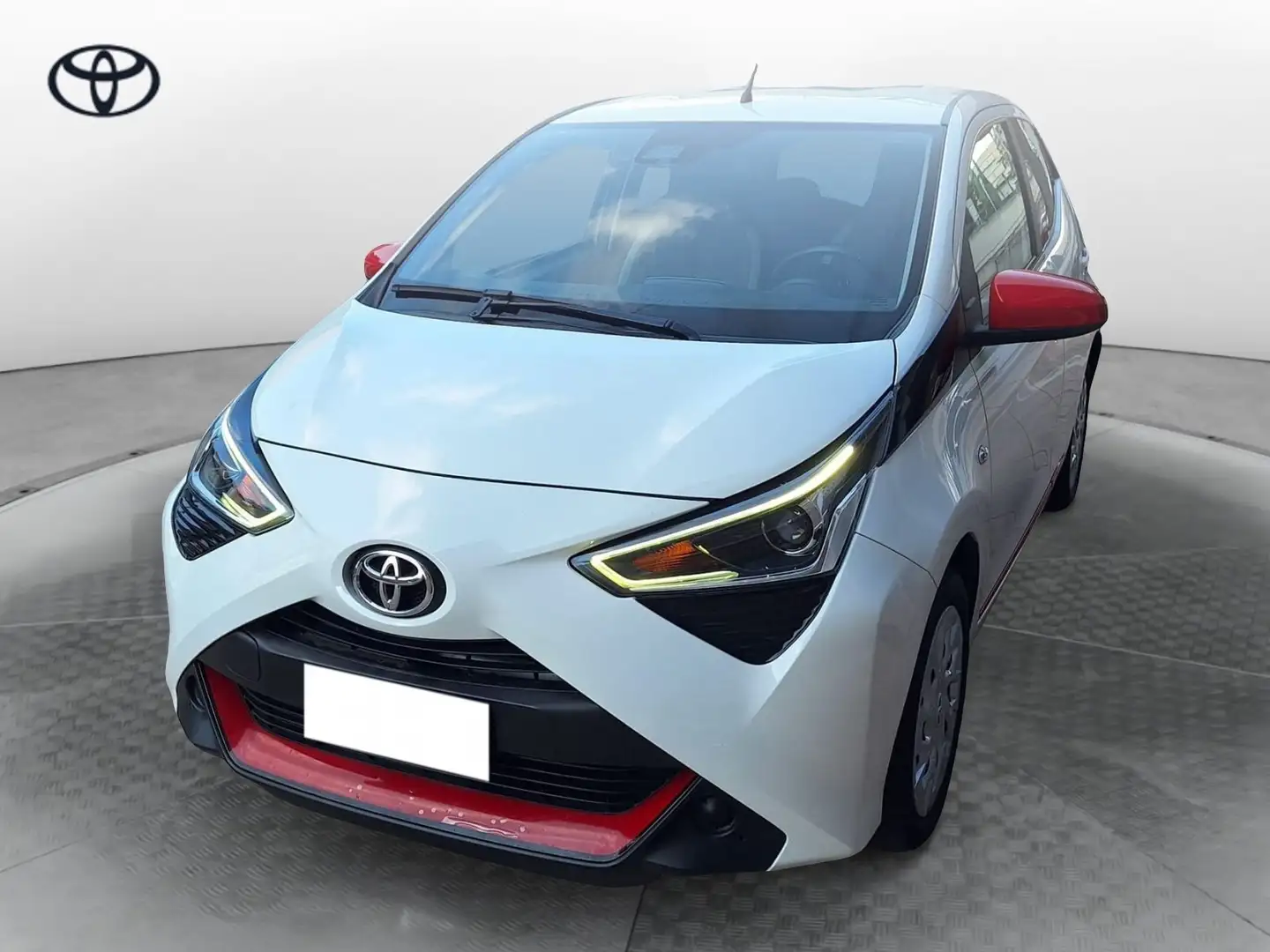 Toyota Aygo Aygo Connect 1.0 VVT-i 72 CV 5 porte x-fun Fehér - 1