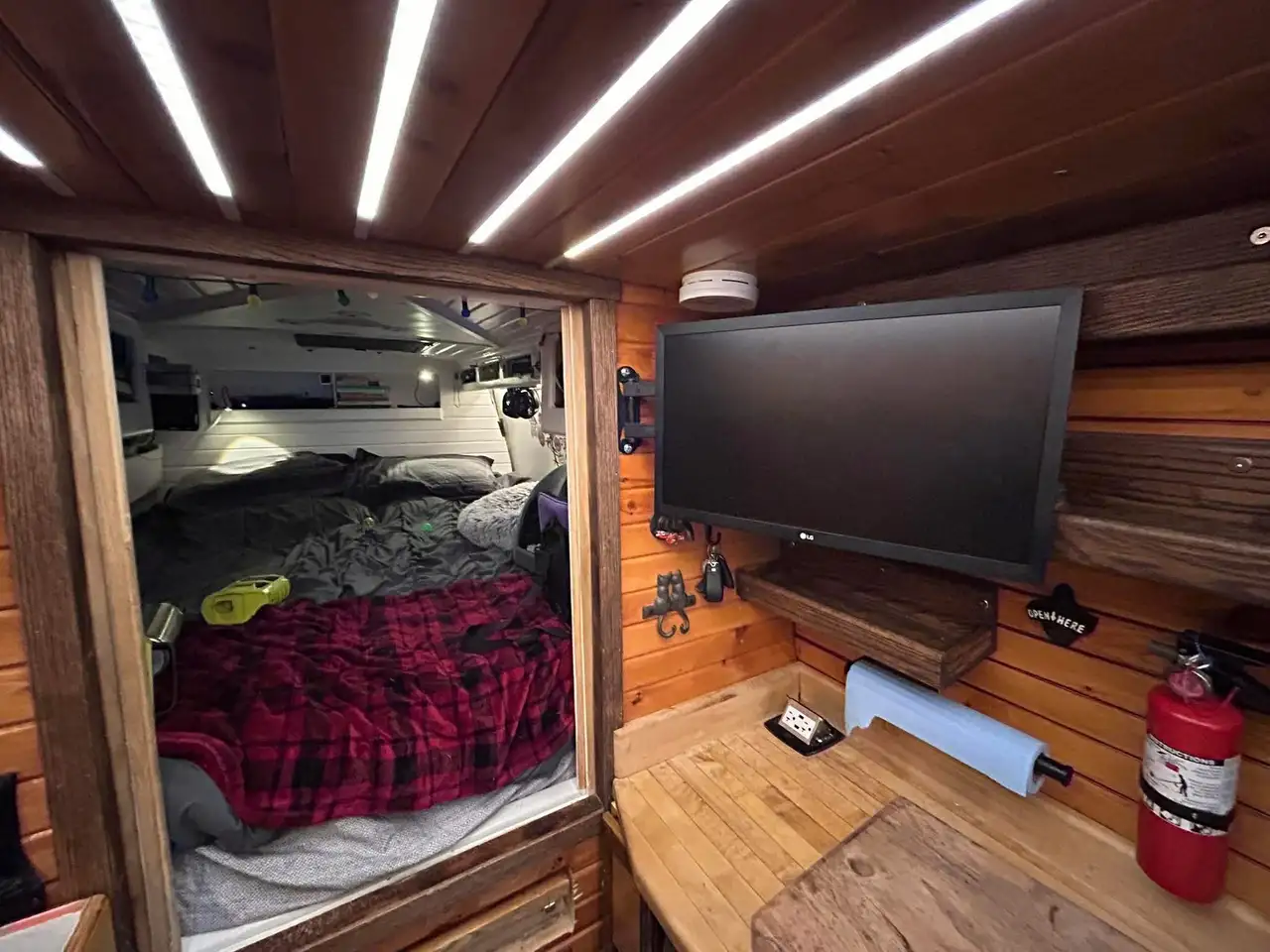 Mercedes-Benz Sprinter снимка Mercedes-Benz Sprinter