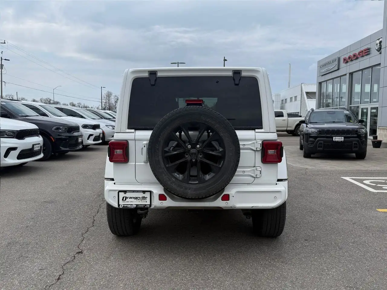 Jeep Wrangler снимка Jeep Wrangler