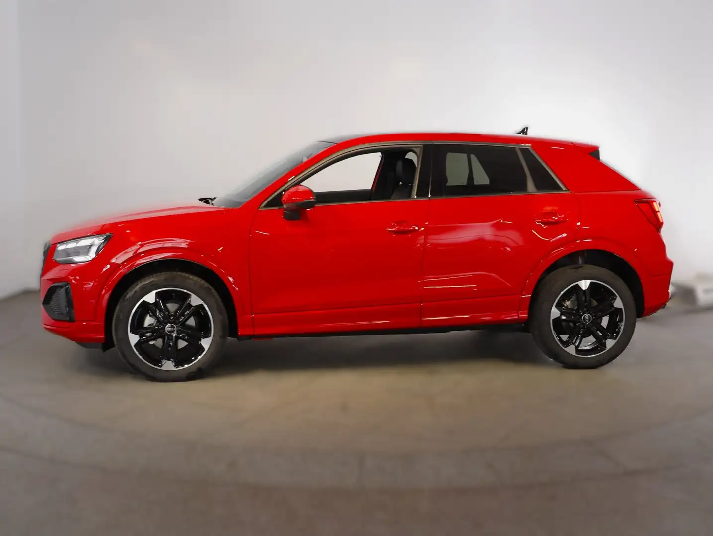 Audi Q2 35 TFSI admired Rot - 2