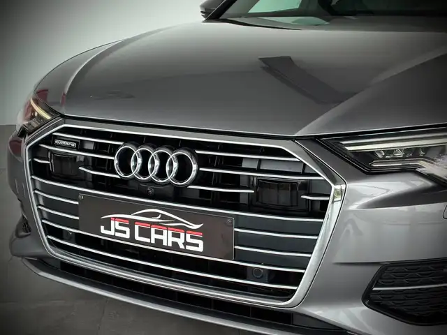 Audi A6 view 6