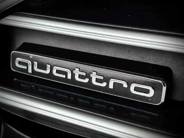 Audi A6 view 5