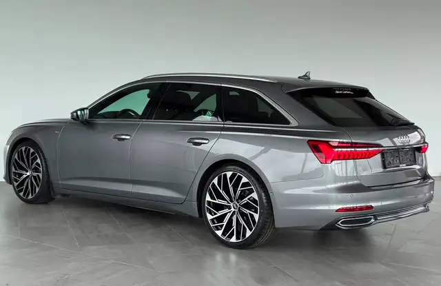 Audi A6 view 13