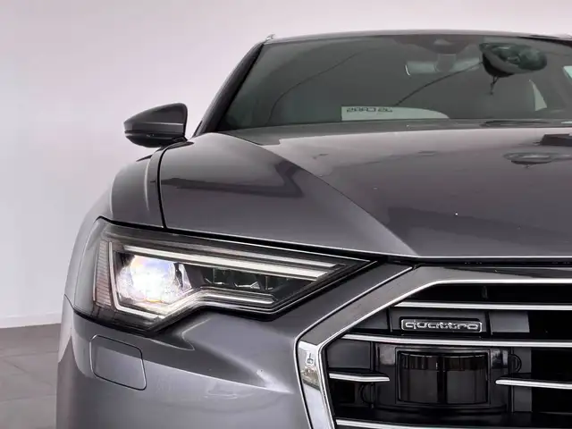 Audi A6 view 7