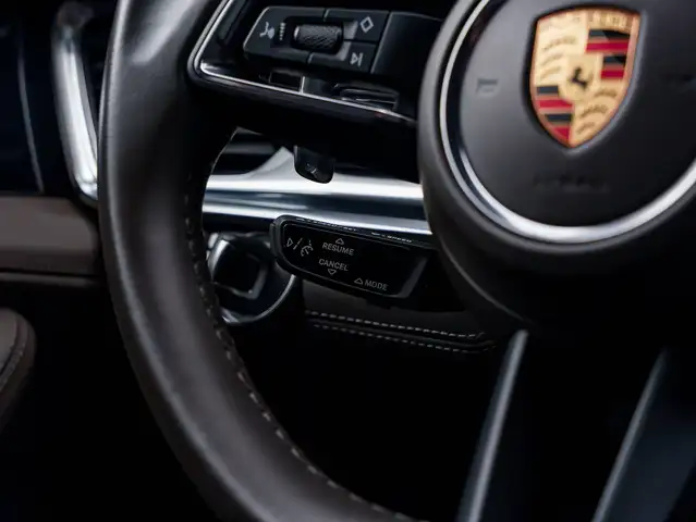 Porsche Panamera view 9