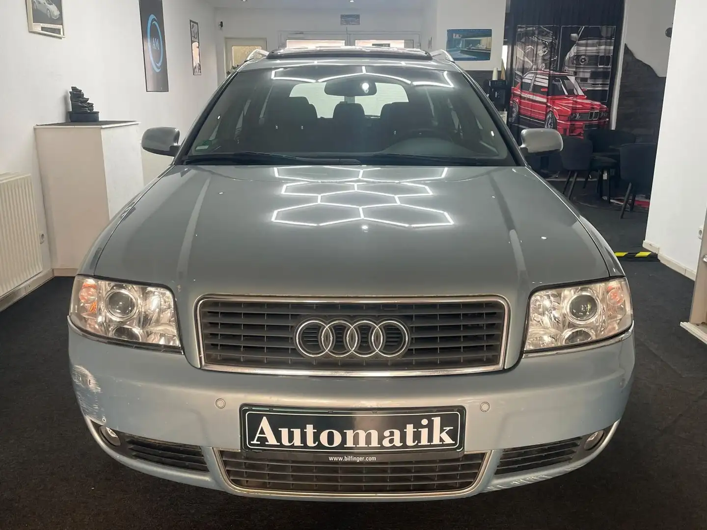 Audi A6 1.8 T Avant Automatik Blau - 2