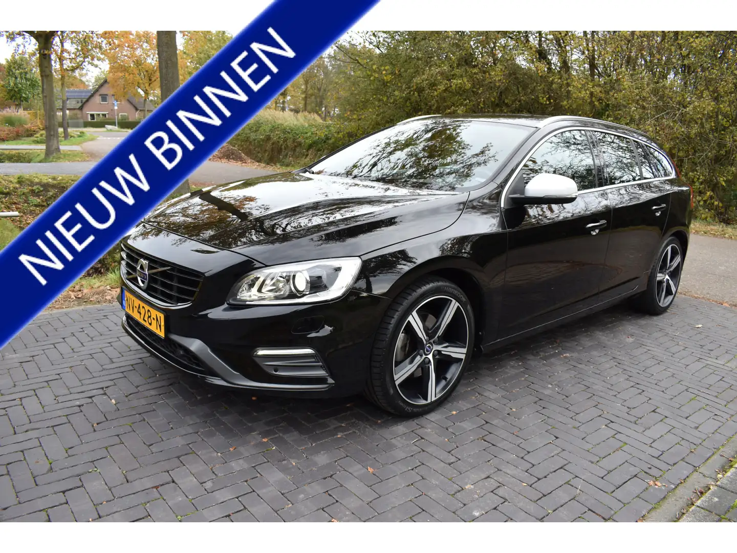 Volvo V60 1.5 T3 Nordic+ R LINE TREKH. 65DKM! Nero - 1