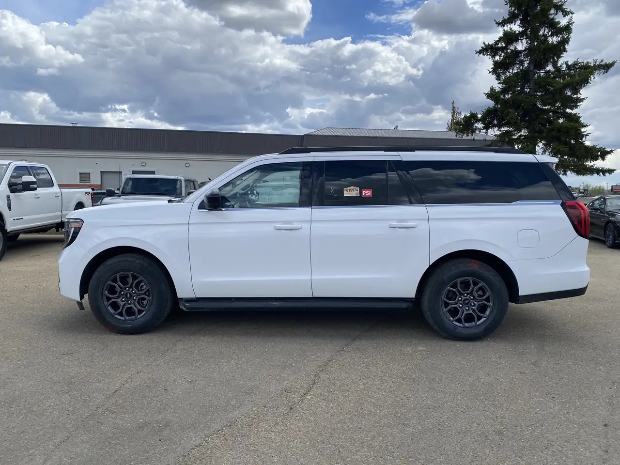Ford Expedition снимка Ford Expedition