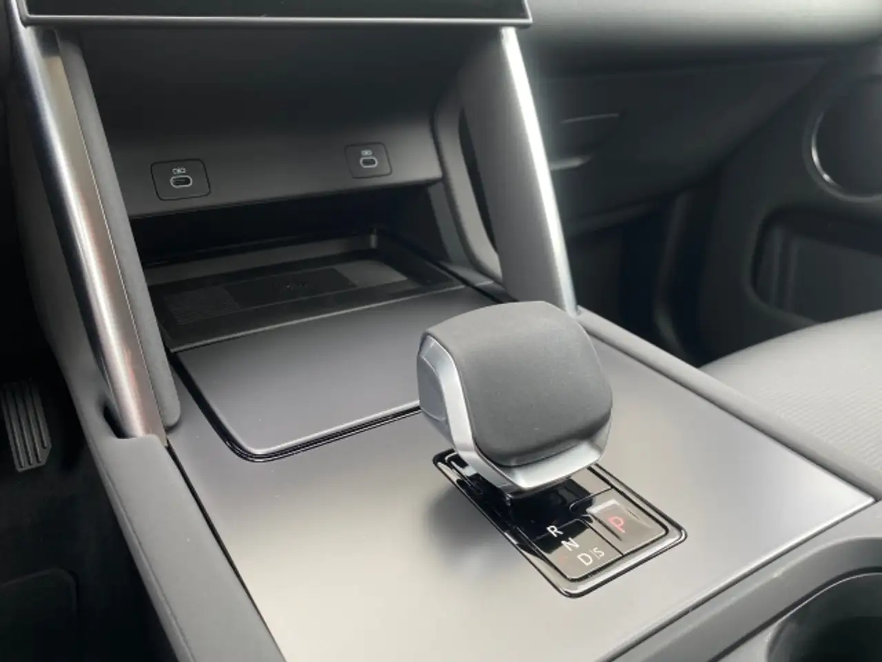 Land Rover Discovery Sport 2026 — фото 13