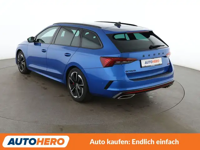 Skoda Octavia view 4