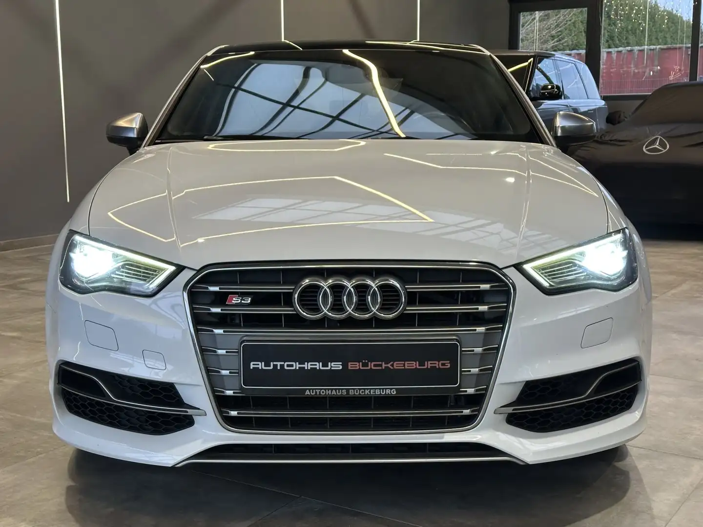 Audi S3 Limousine  quattro S Sportsitze B&O Weiß - 2