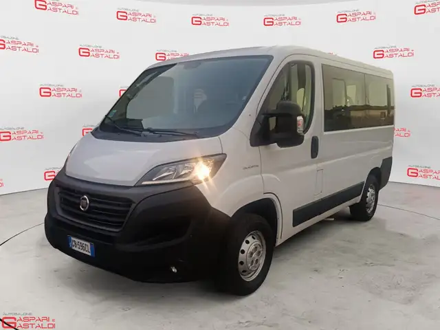 Fiat Ducato Ducato 30 CH1 2.3 mjt 140cv combi E6d-temp 9 POSTI M1