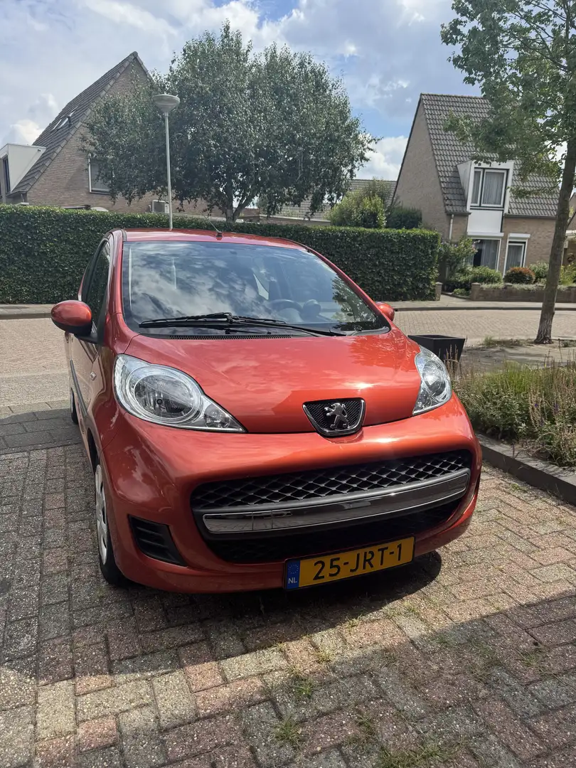 Peugeot 107 70 Filou Orange - 1